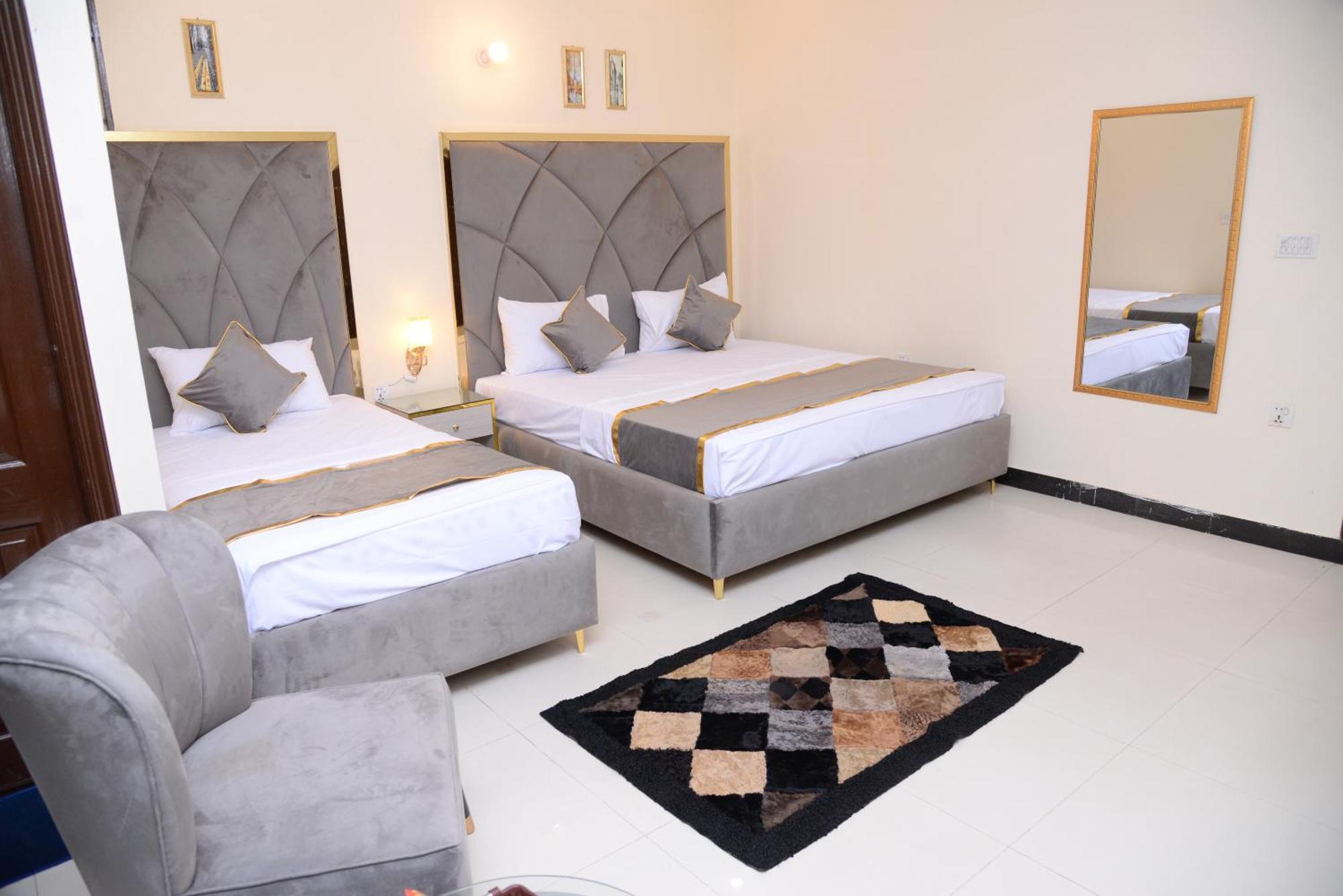 Go Room Hotel Lahore Exterior foto